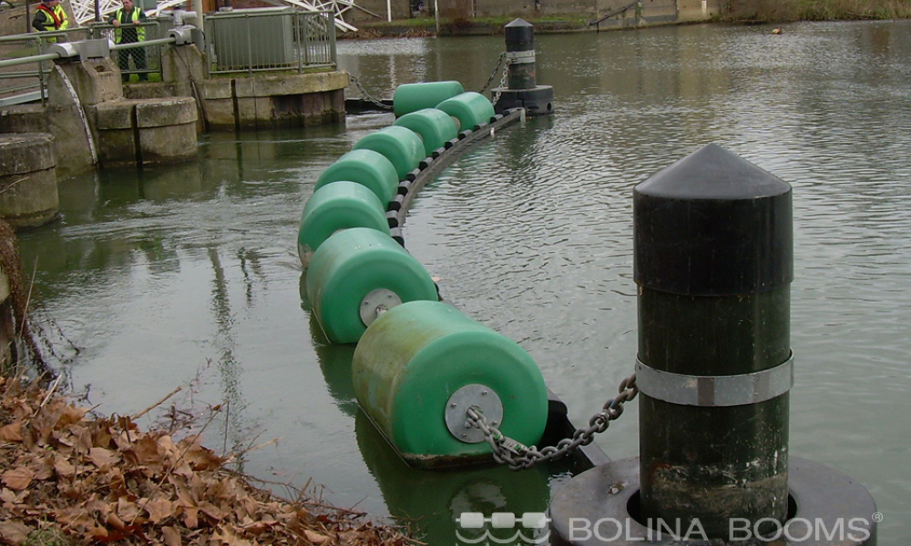 green Chain Safety Booms in the urban waterway