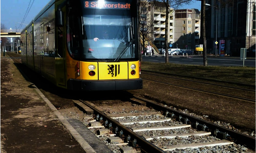 Measuring point for trams without cover