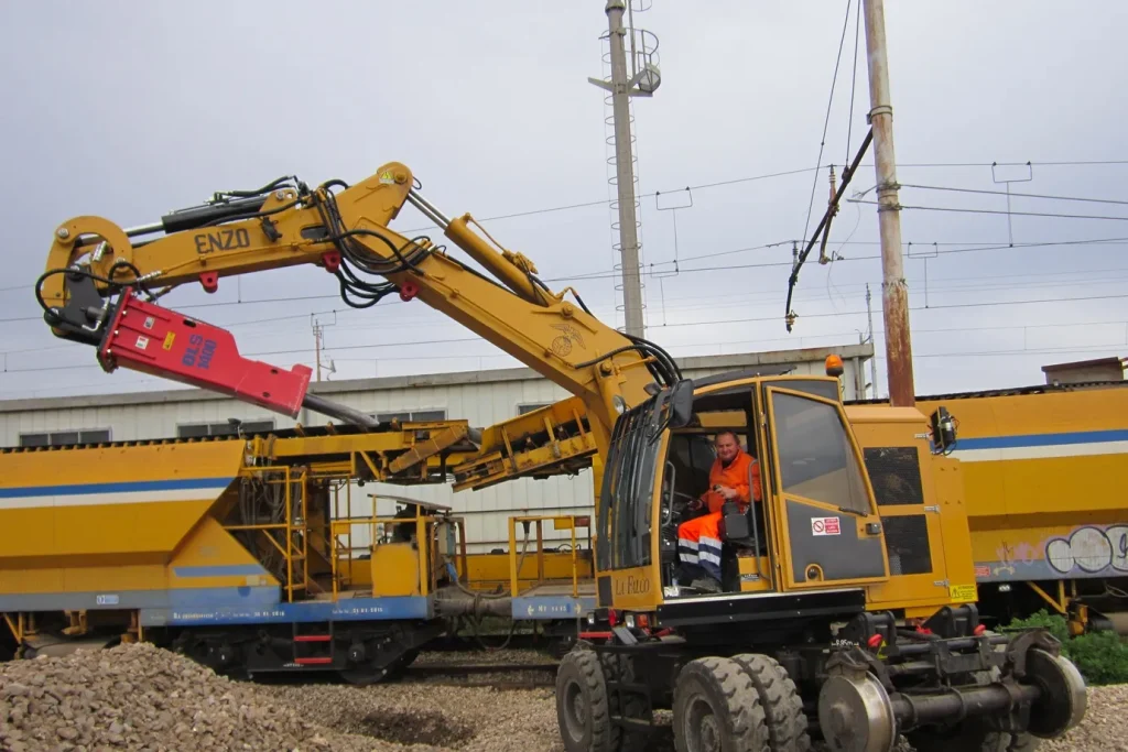 Hi-Rail Excavator Attachments to Maximize Your Machine's Power