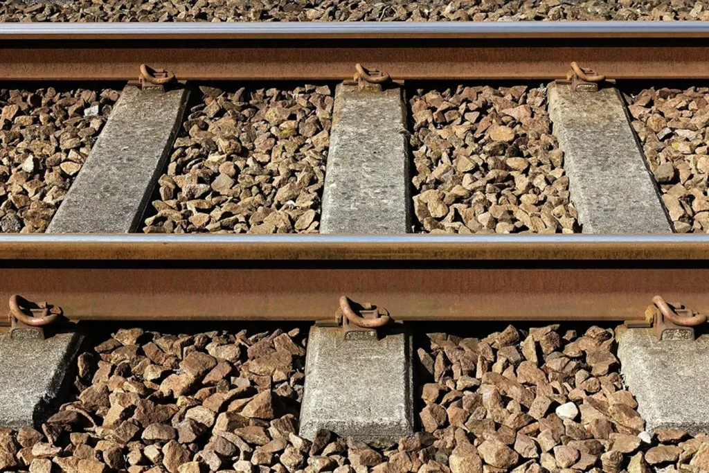 Improved Method of Railway Ballast Maintenance
