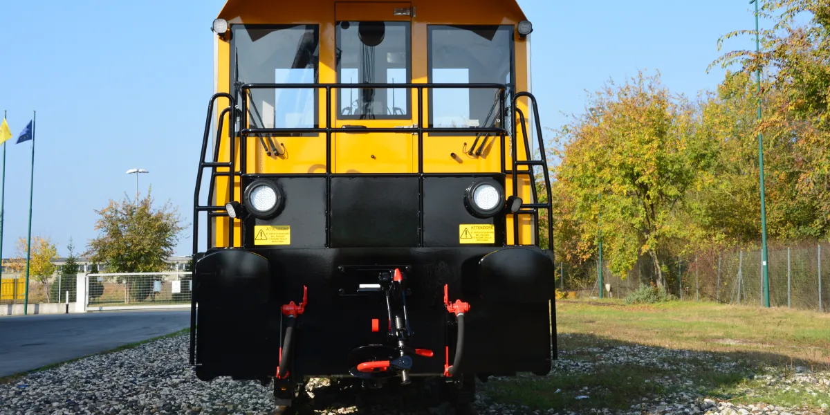 Shunter/switcher locomotive | ADORTech