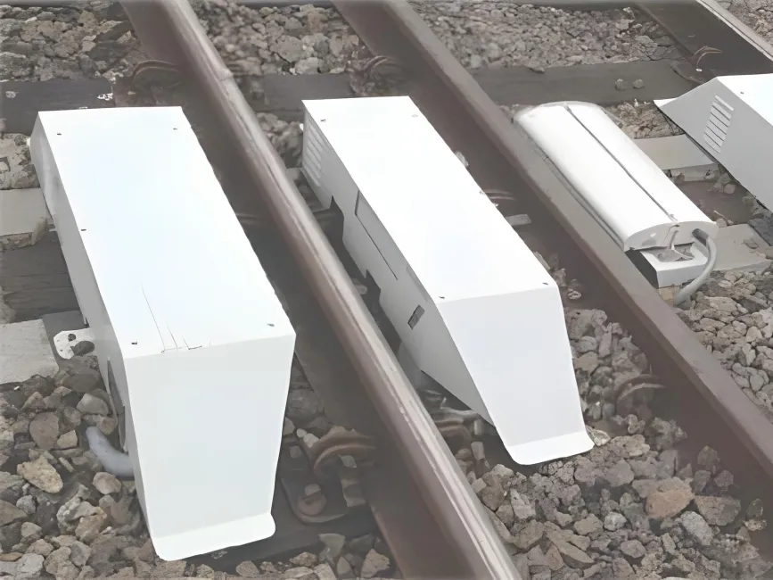 In-track wheel measuring system installed on railway tracks