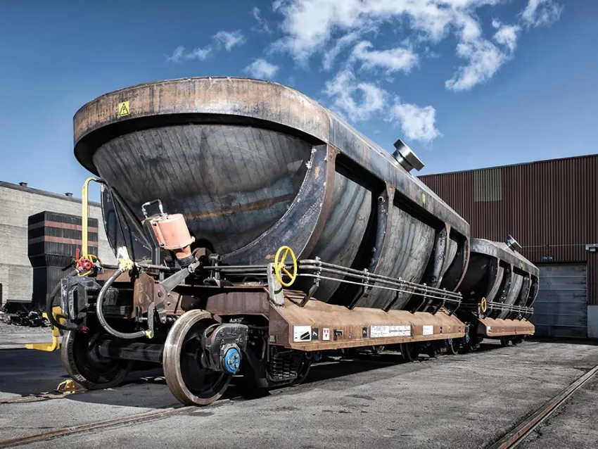 Helix dumper wagon for bulk unloading