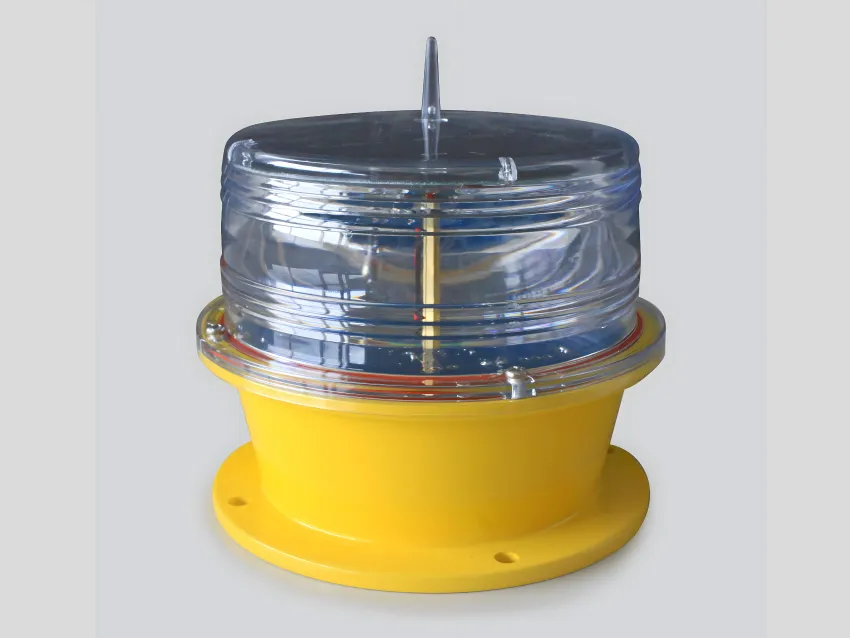 LED marine lantern with yellow base