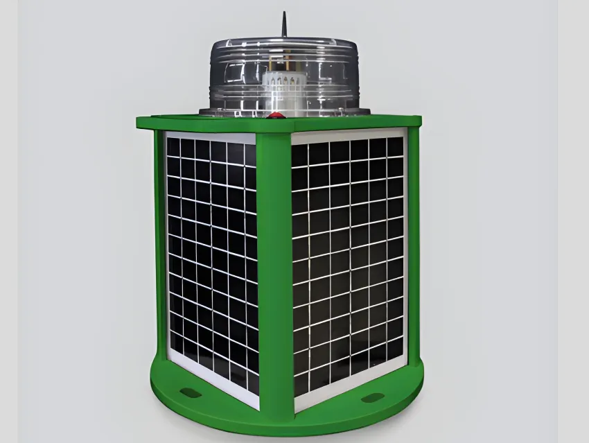 Green solar marine lantern