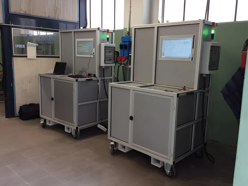 Railway test bench for air generation unit testing.