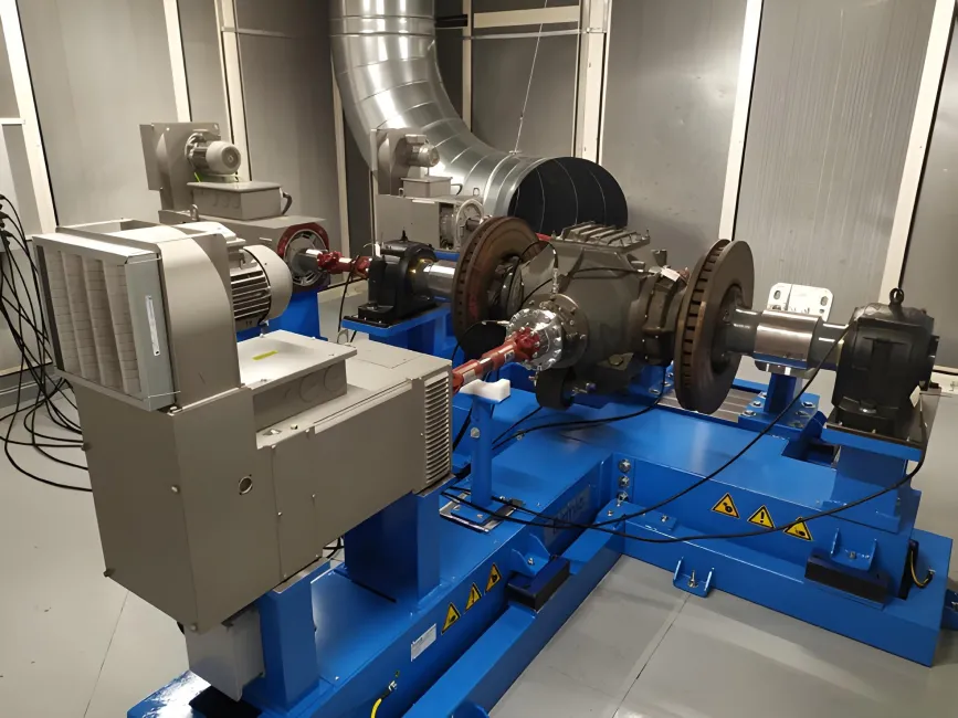 Railway test bench for gearbox testing