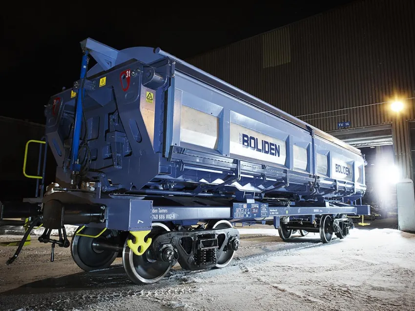 Side dumper wagon for bulk transport